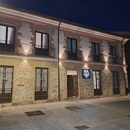 Apartamentos Turisticos Avila Puerta De San Vicente 0-2 外观 照片
