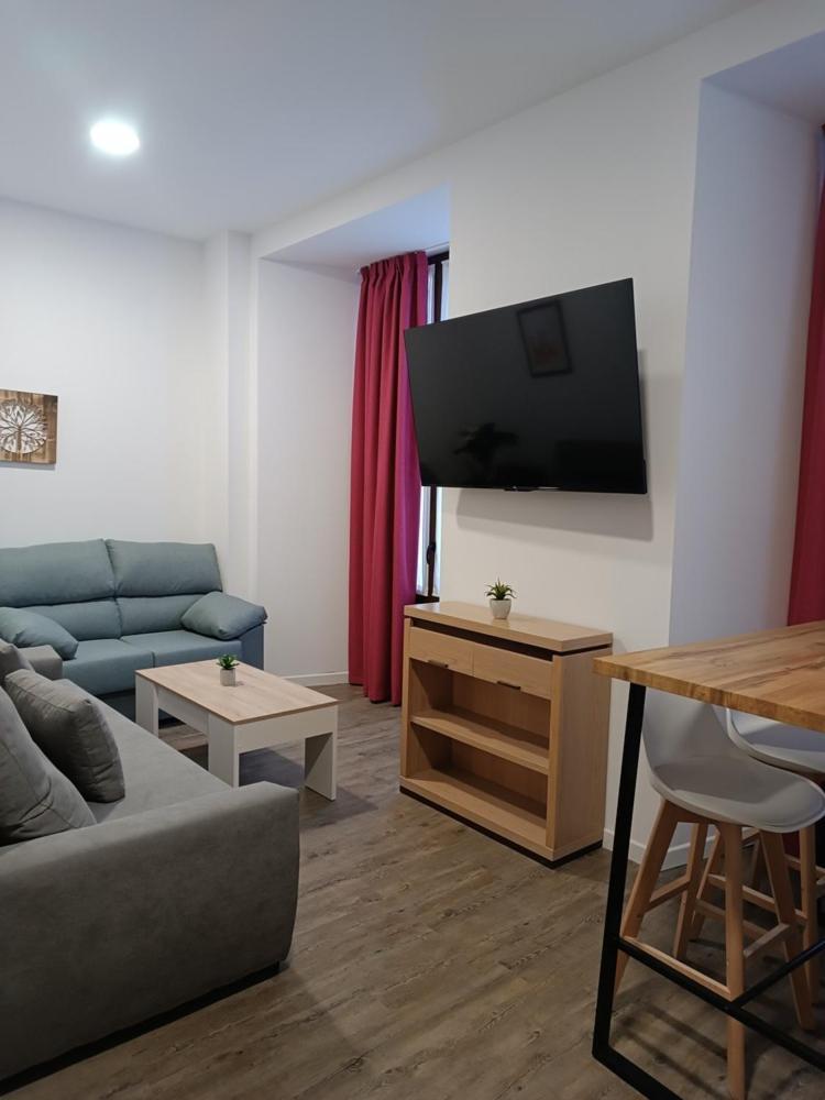 Apartamentos Turisticos Avila Puerta De San Vicente 0-2 外观 照片