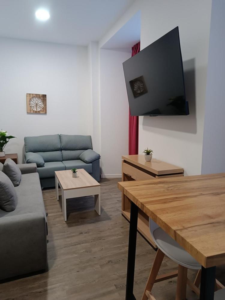 Apartamentos Turisticos Avila Puerta De San Vicente 0-2 外观 照片